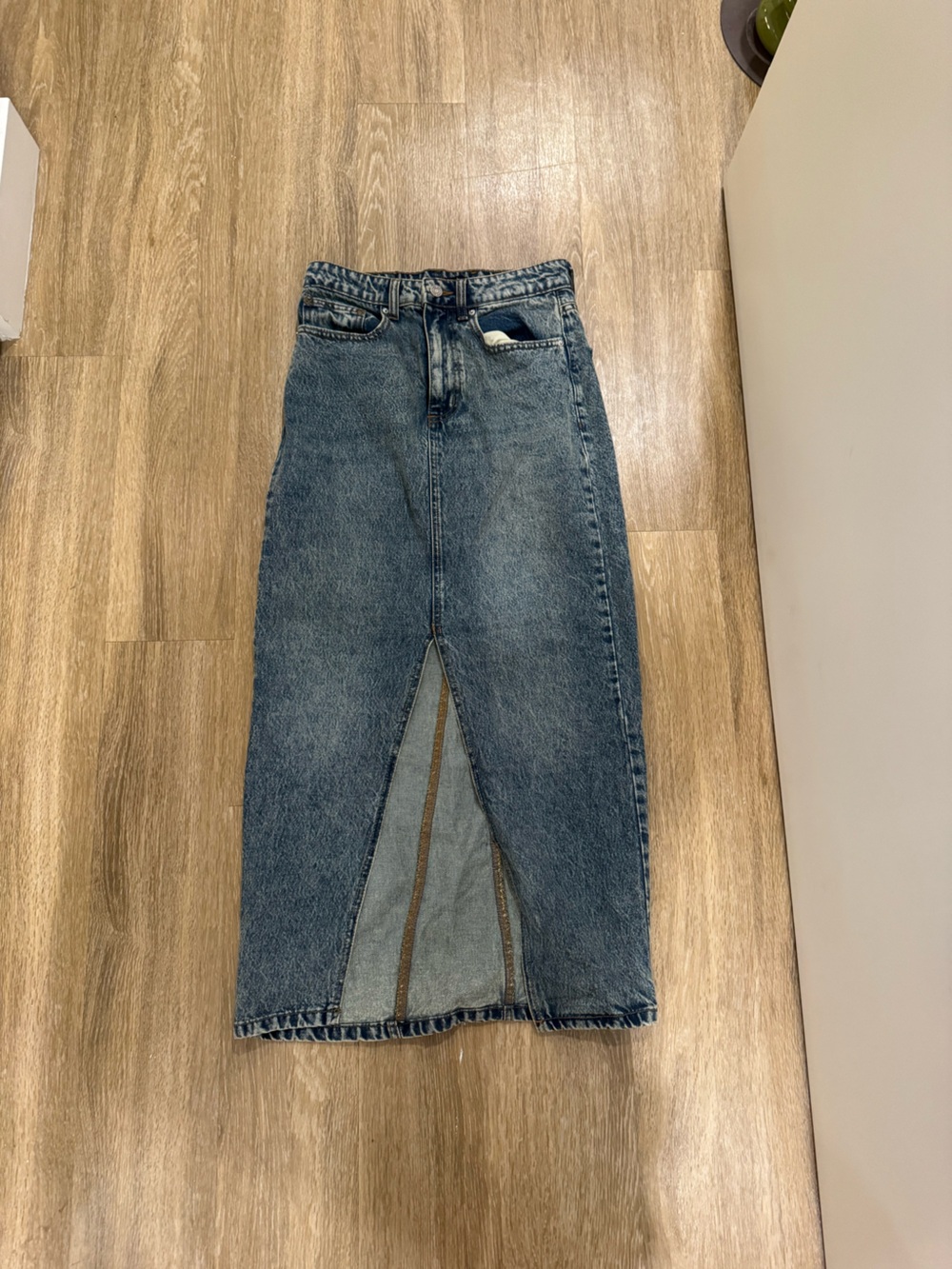 Boohoo Light Blue High-Waist Denim Jeans